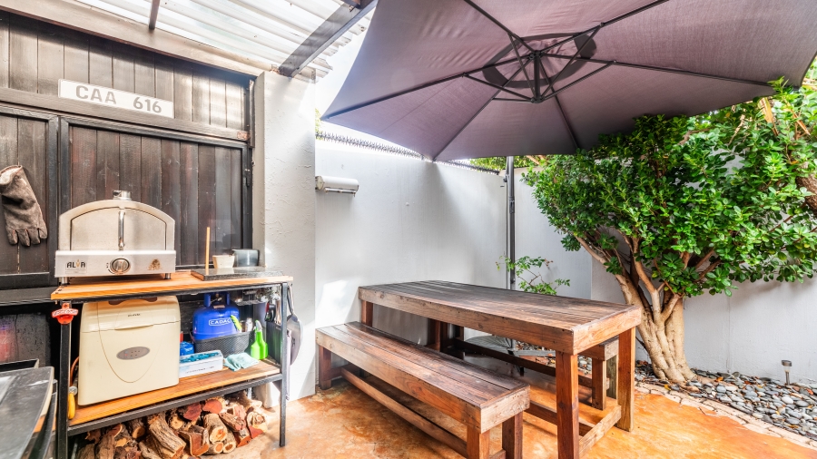 2 Bedroom Property for Sale in Parklands Western Cape